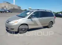 2010 Toyota SIENNA фото
