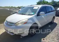 2010 Toyota SIENNA фото