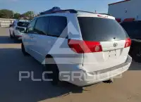 2010 Toyota SIENNA фото