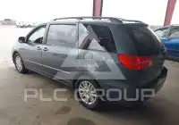 2010 Toyota SIENNA фото