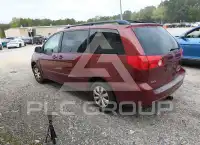 2010 Toyota SIENNA фото