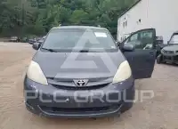 2010 Toyota SIENNA фото