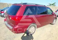 2010 Toyota SIENNA фото
