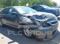 2010 Toyota CAMRY фото