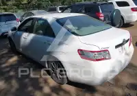 2010 Toyota CAMRY фото