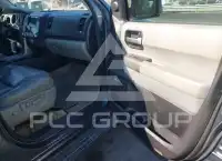 2010 Toyota SEQUOIA фото