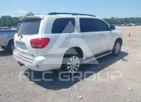 2010 Toyota SEQUOIA фото