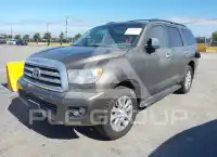 2010 Toyota SEQUOIA фото