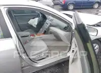 2010 Toyota CAMRY фото