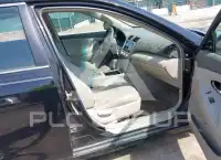 2010 Toyota CAMRY фото