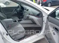 2010 Toyota CAMRY фото