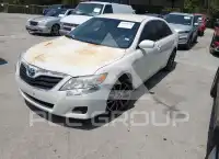 2010 Toyota CAMRY фото