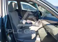 2010 Toyota CAMRY фото