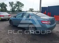 2010 Toyota CAMRY фото