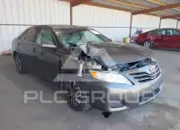 2010 Toyota CAMRY фото