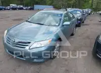 2010 Toyota CAMRY фото