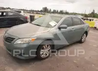 2010 Toyota CAMRY фото