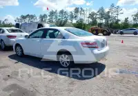 2010 Toyota CAMRY photo