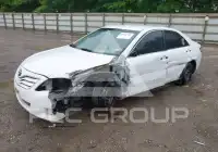 2010 Toyota CAMRY фото