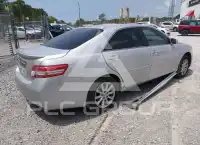 2010 Toyota CAMRY фото