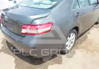 2010 Toyota CAMRY фото