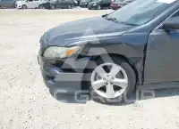 2010 Toyota CAMRY фото