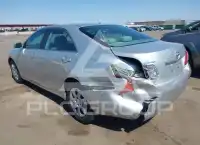 2010 Toyota CAMRY фото