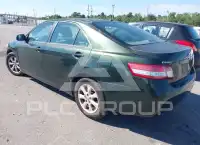 2010 Toyota CAMRY фото