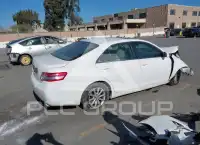 2010 Toyota CAMRY фото