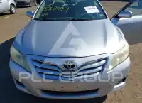 2010 Toyota CAMRY фото