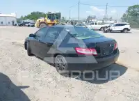 2010 Toyota CAMRY фото