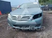 2010 Toyota CAMRY фото