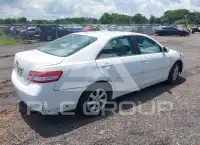 2010 Toyota CAMRY фото