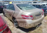 2010 Toyota CAMRY фото