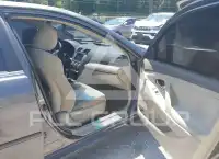 2010 Toyota CAMRY фото