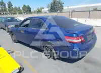 2010 Toyota CAMRY фото