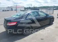 2010 Toyota CAMRY photo
