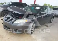 2010 Toyota CAMRY фото
