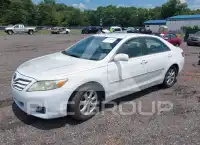 2010 Toyota CAMRY фото
