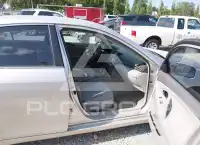 2010 Toyota CAMRY фото