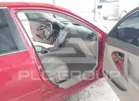2010 Toyota CAMRY фото