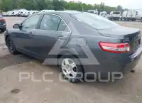 2010 Toyota CAMRY фото