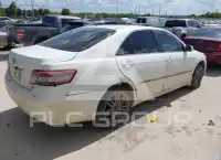 2010 Toyota CAMRY фото