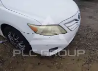 2010 Toyota CAMRY фото