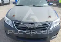 2010 Toyota CAMRY фото