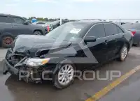 2010 Toyota CAMRY фото