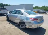 2010 Toyota CAMRY photo