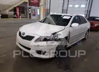 2010 Toyota CAMRY фото