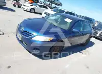 2010 Toyota CAMRY фото