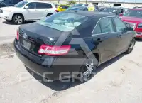 2010 Toyota CAMRY фото